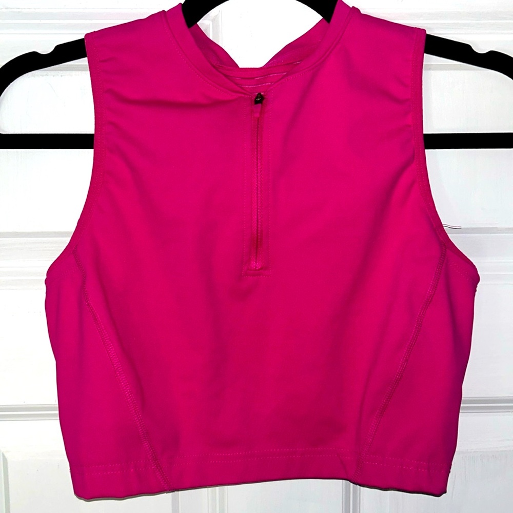 NIKE// Nike Pro DriFit Zip Up Cropper Tank